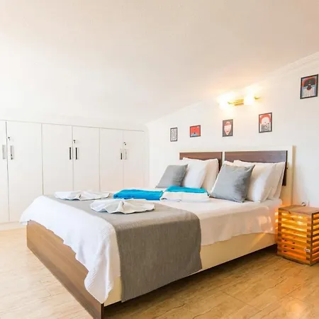 Akbel 4 Bedroom - 5703 Villa *