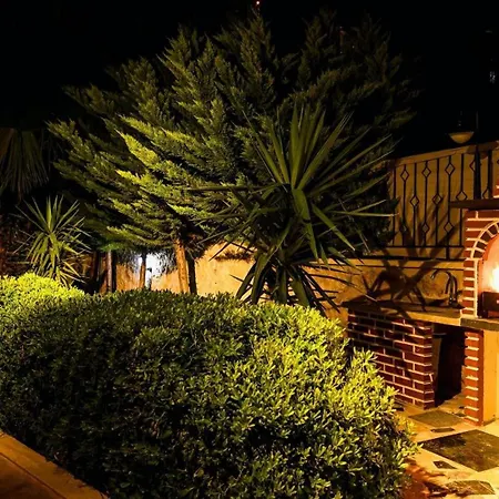 Akbel 4 Bedroom - 5703 Villa