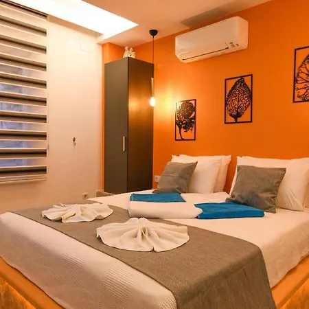 Willa Akbel 4 Bedroom - 5703 *