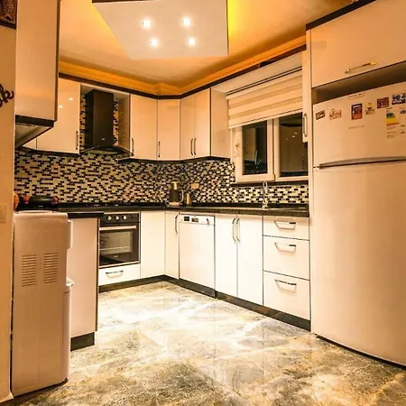 Akbel 4 Bedroom - 5703 Willa *