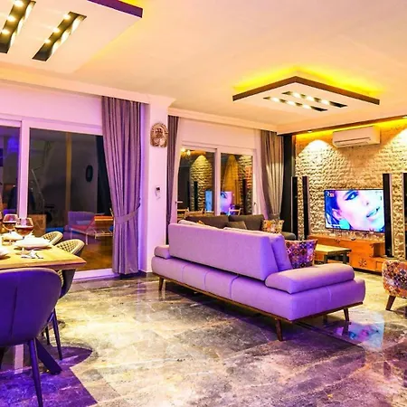 Villa Akbel 4 Bedroom - 5703