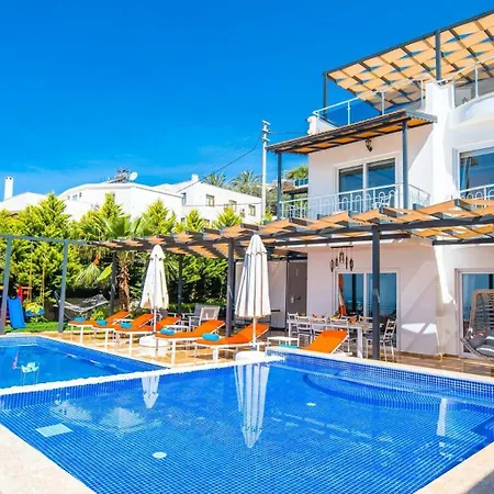 Akbel 4 Bedroom - 5703 *